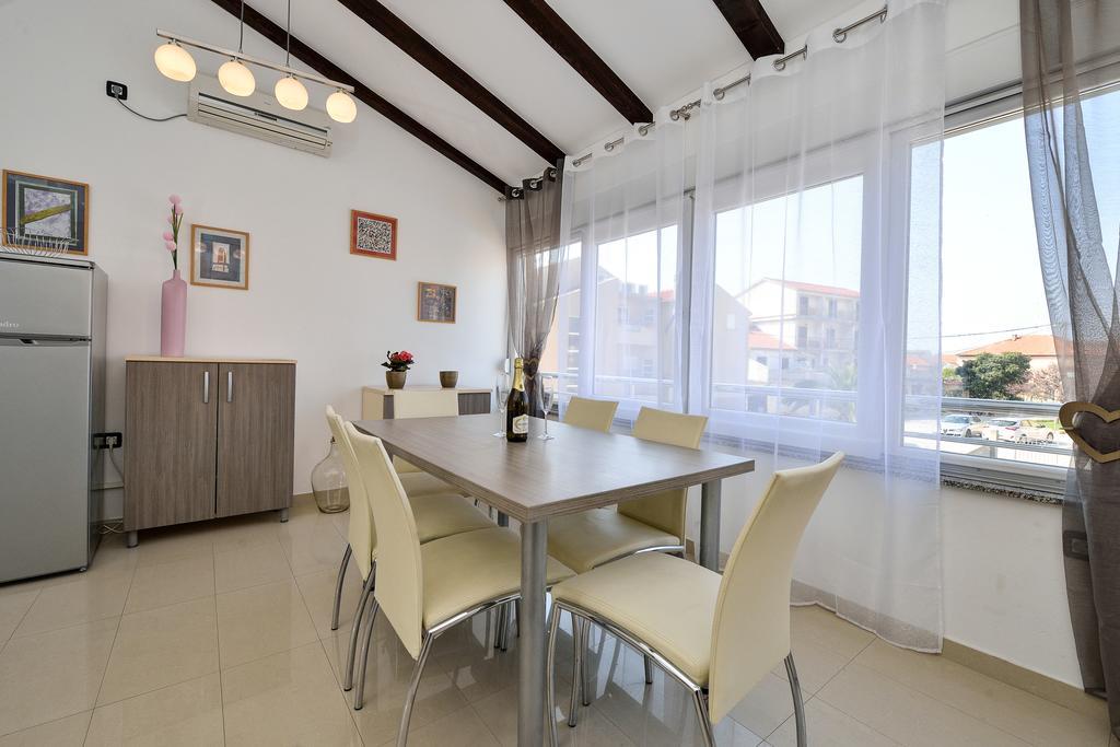 ביבינייה Apartments Nika & Karla מראה חיצוני תמונה