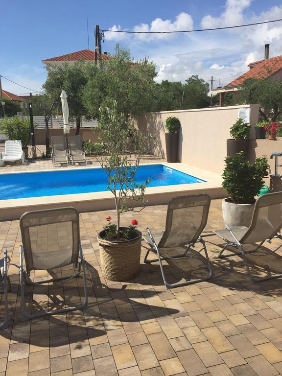 ביבינייה Apartments Nika & Karla מראה חיצוני תמונה