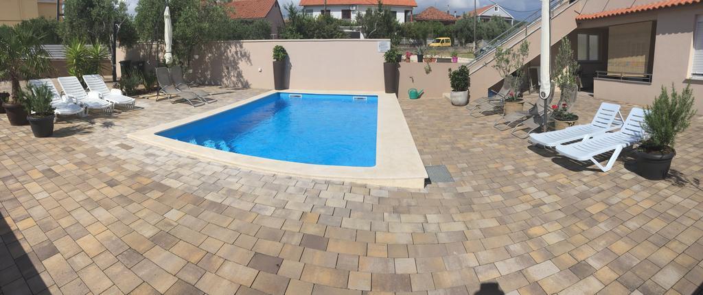 ביבינייה Apartments Nika & Karla מראה חיצוני תמונה