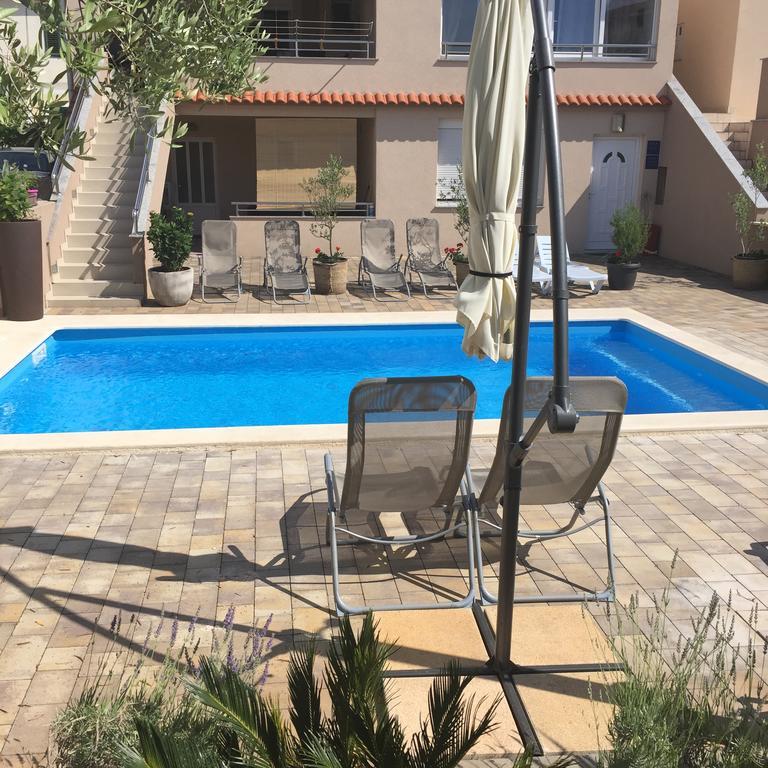 ביבינייה Apartments Nika & Karla מראה חיצוני תמונה