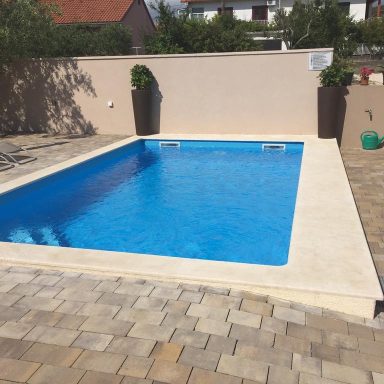 ביבינייה Apartments Nika & Karla מראה חיצוני תמונה