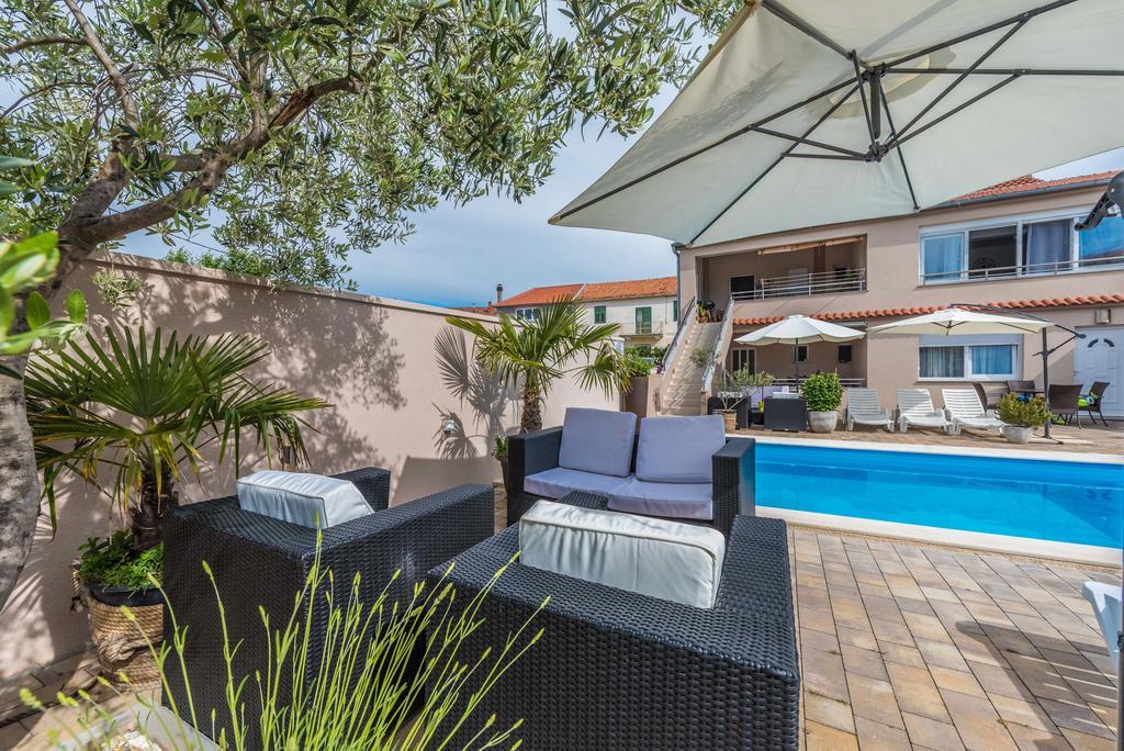 ביבינייה Apartments Nika & Karla מראה חיצוני תמונה