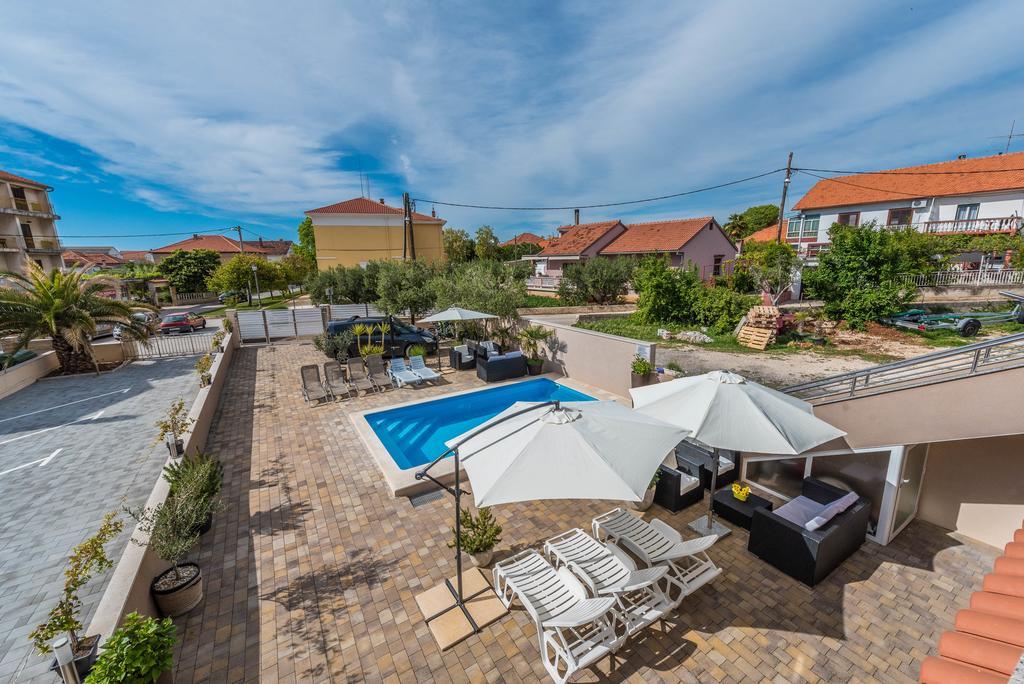 ביבינייה Apartments Nika & Karla מראה חיצוני תמונה